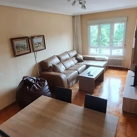 Daire Piso Completo 3 Y 2 Banos Palacio Congresos Oviedo